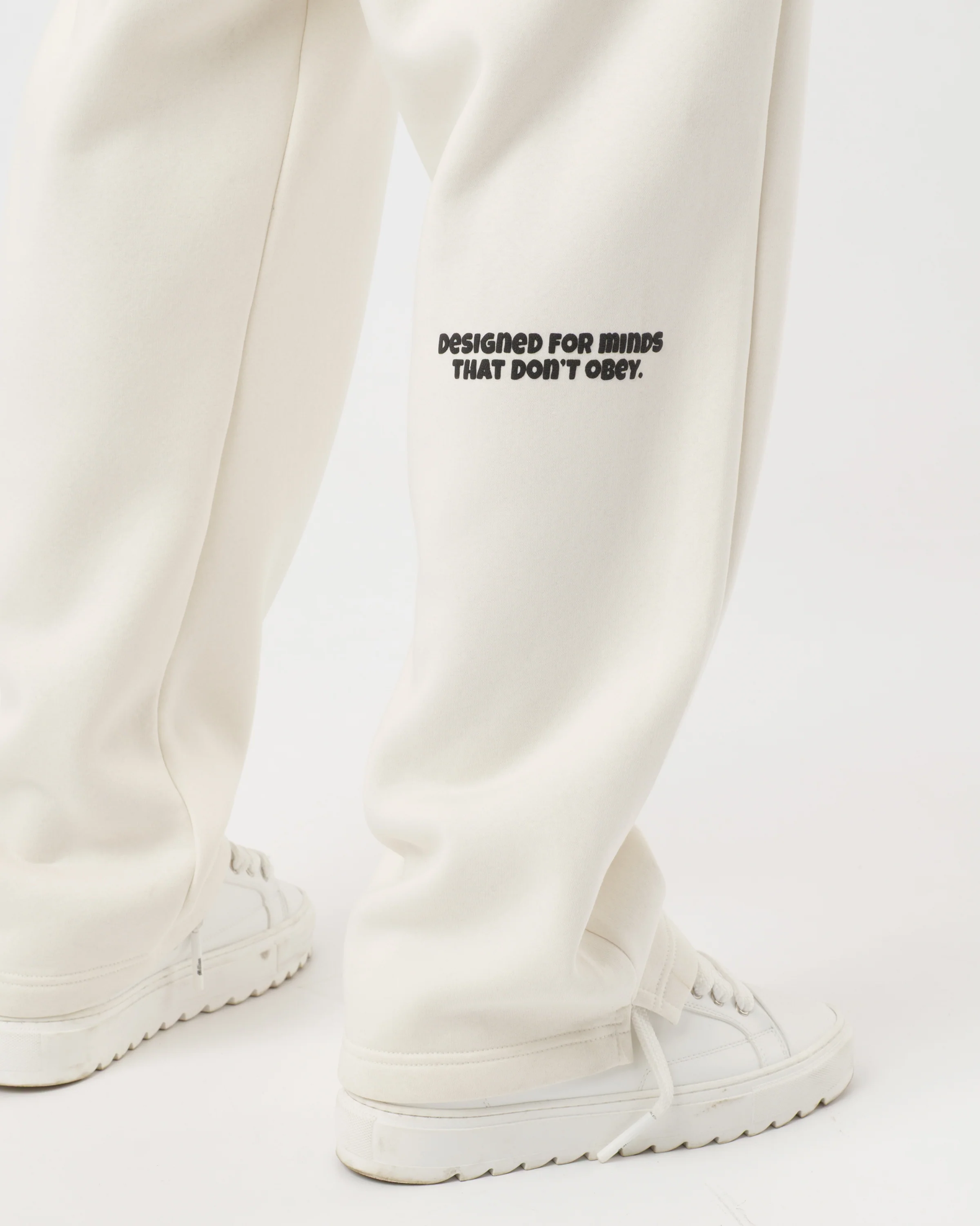 Tracksuit MLN Cream - Image 8